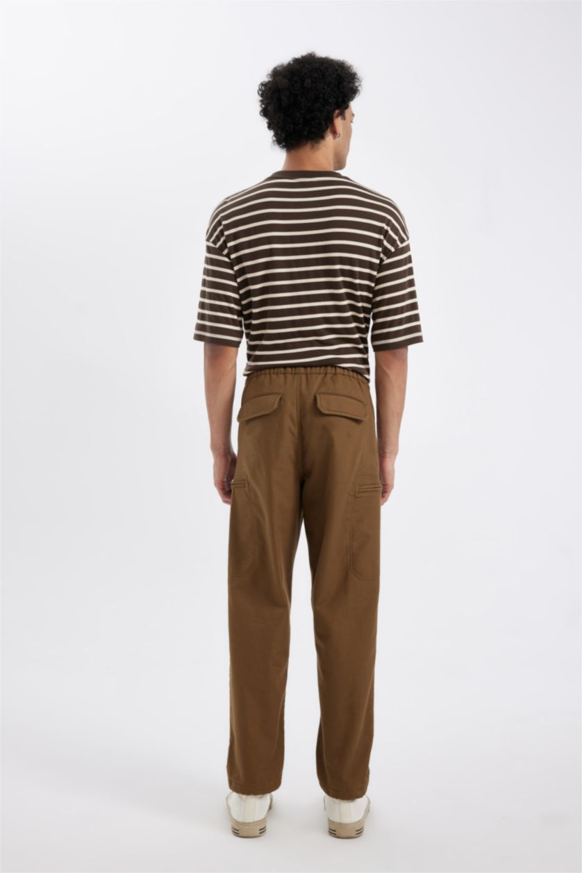 Ерлер Қоңыр қалыпты пішім Шалбар