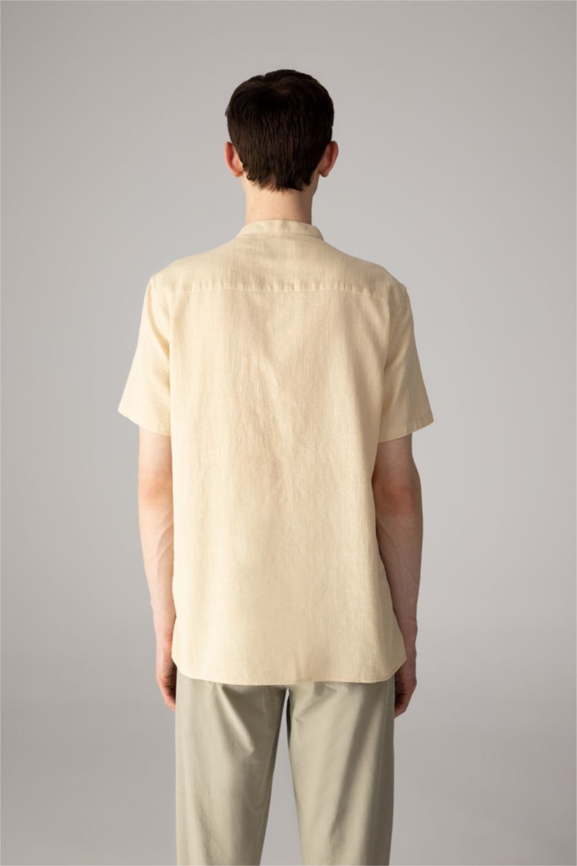 رجالي بيج فاتح قميص نص كم قطن قصة عادية وياقة عالية