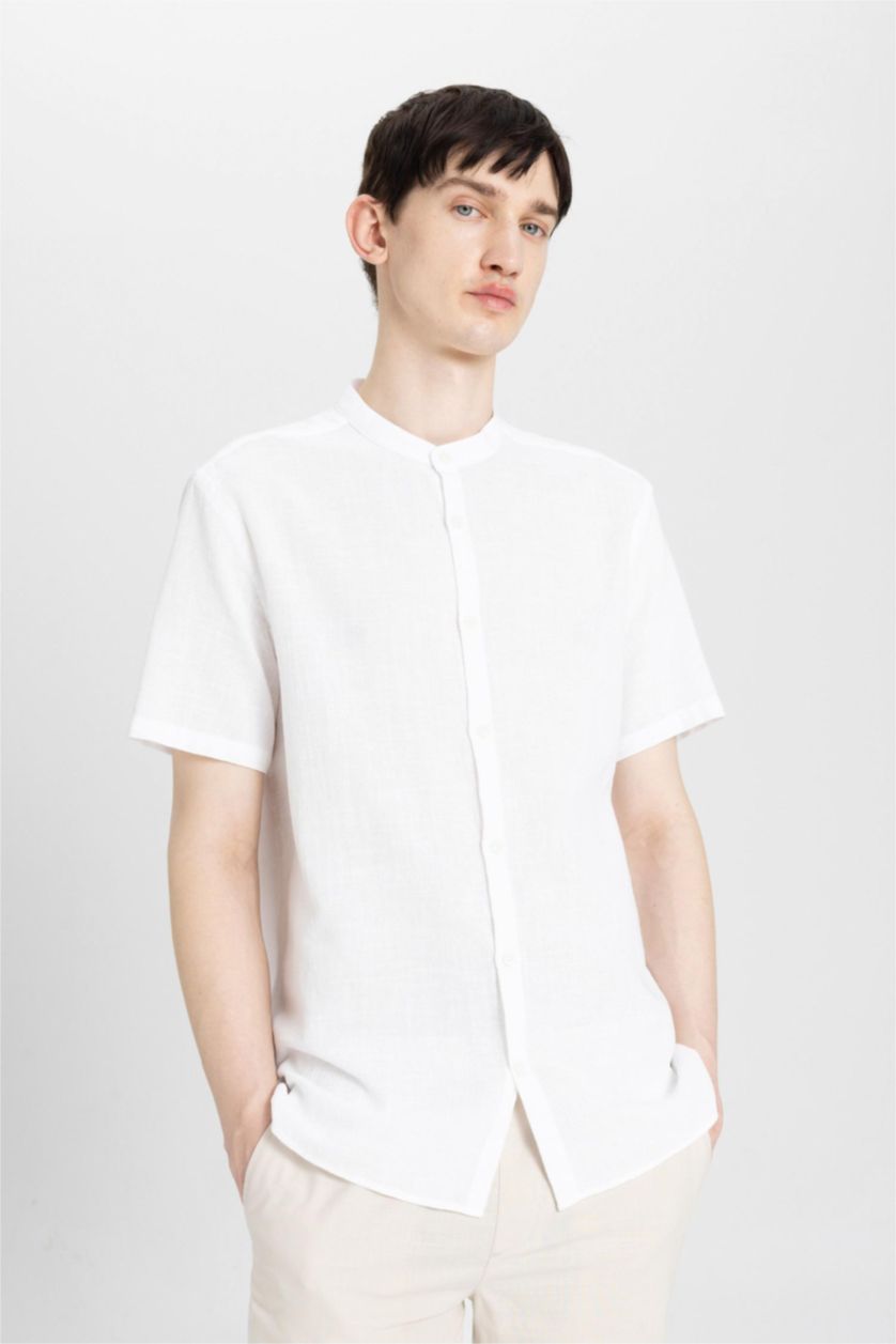 HOMME Blanc Chemise à manches courtes en coton à col montant et à coupe régulière