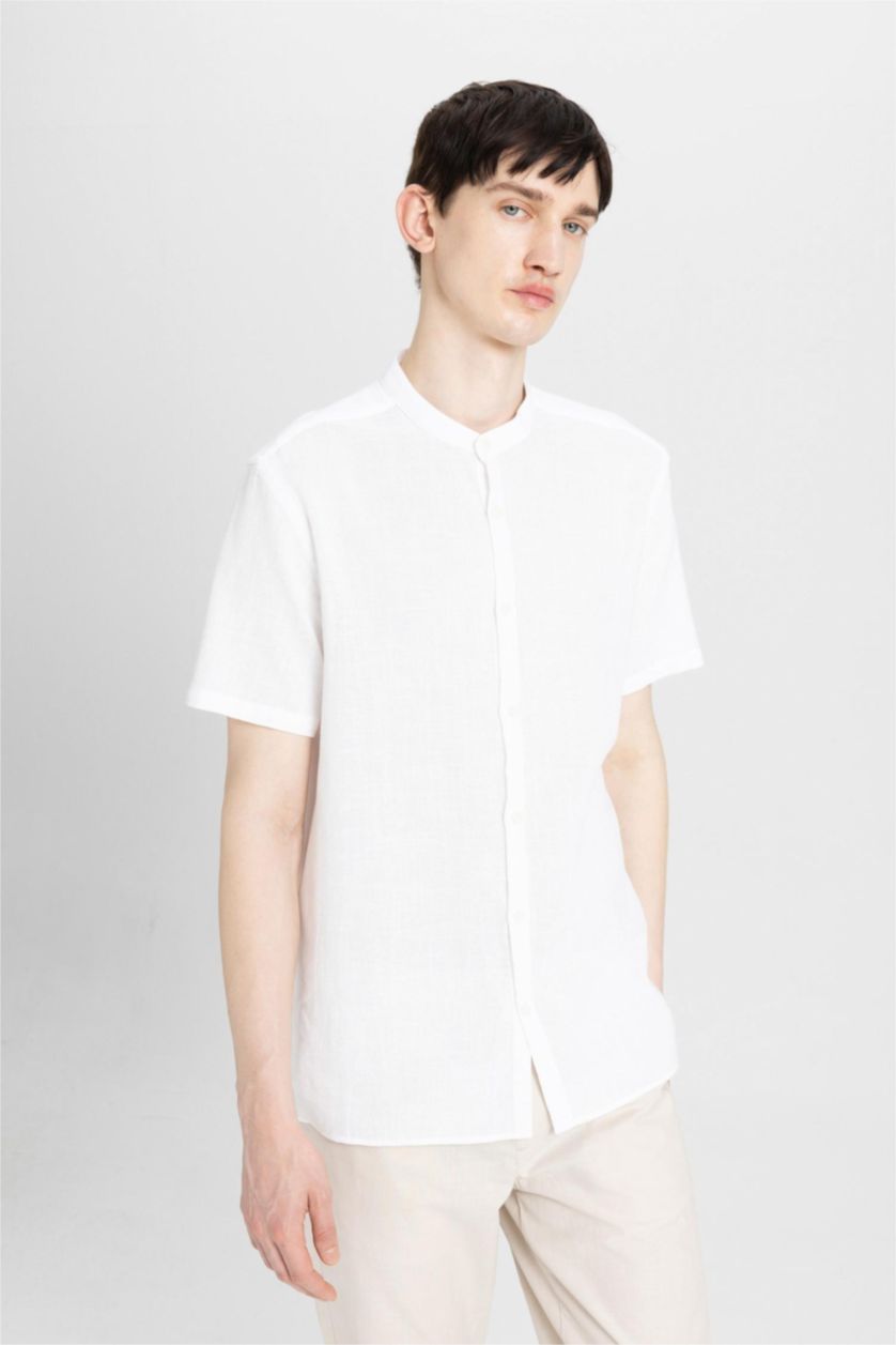 HOMME Blanc Chemise à manches courtes en coton à col montant et à coupe régulière