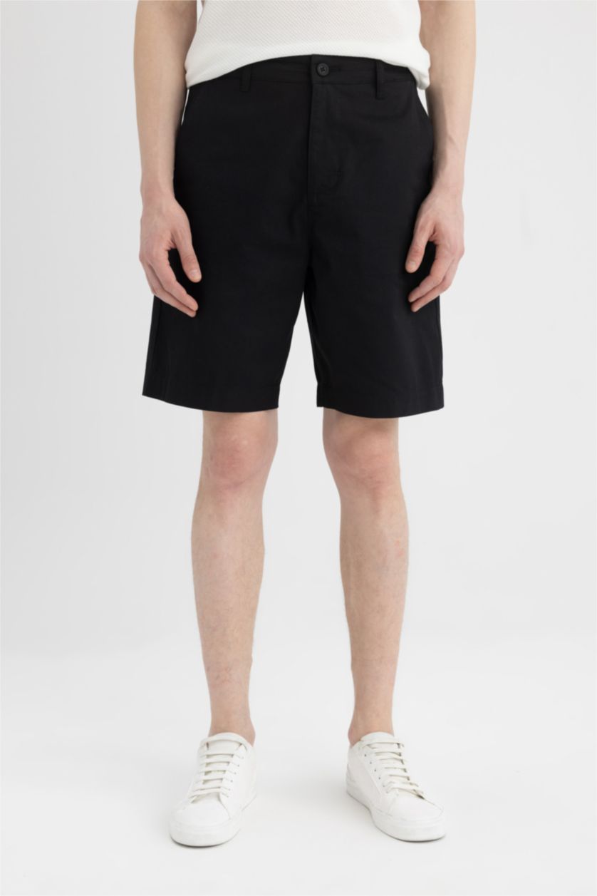 رجال أسود برمودا جبردين قصة عادية