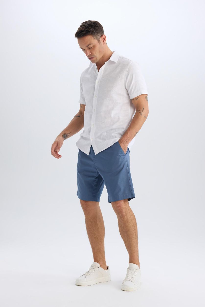 Мужчины Светло-индиговый Габардиновые бермуды, регулярный фасон