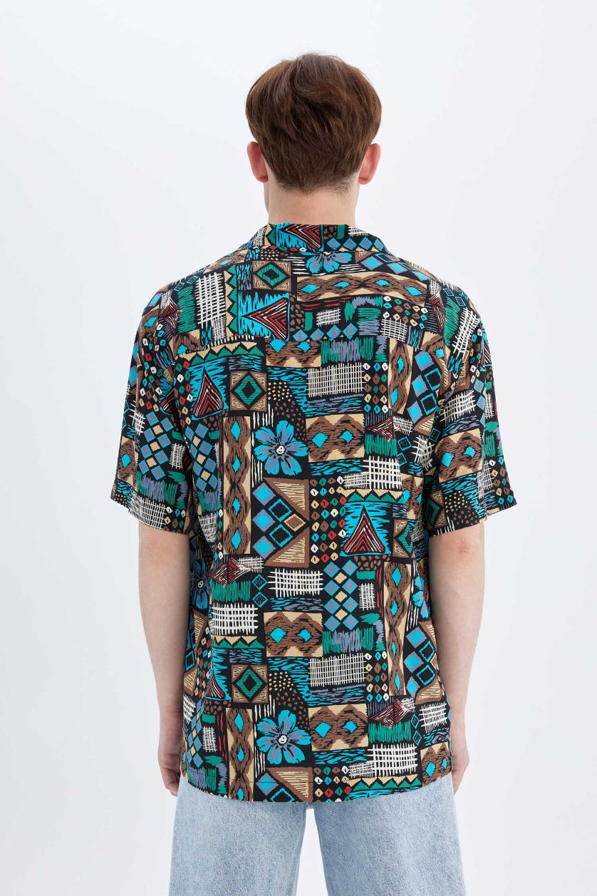 Erkek Açık Kahve Regular Fit Yazlık Apaş Yaka Baskılı Viskon Kısa Kollu Gömlek