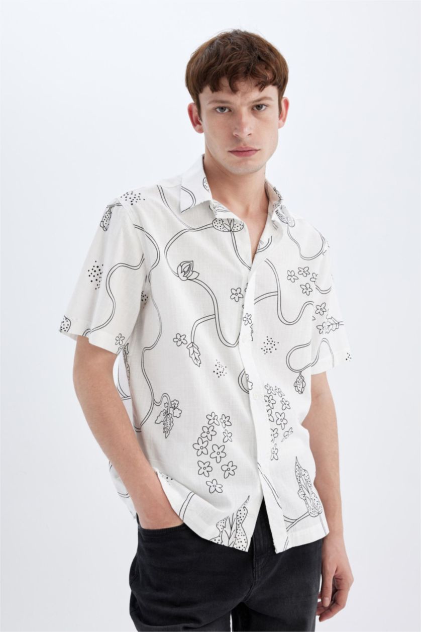 MAN Ecru Regular Fit Printed Cotton Short Sleeve Shirt