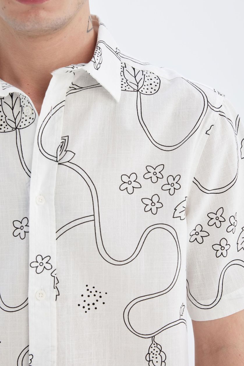 MAN Ecru Regular Fit Printed Cotton Short Sleeve Shirt