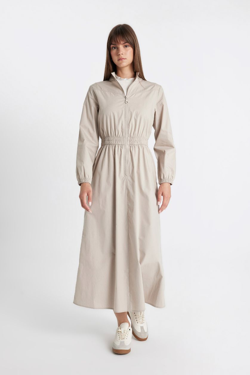 Kadın Bej Regular Fit Fermuarlı Dik Yaka Basic Düz Poplin Uzun Kollu Maxi Elbise