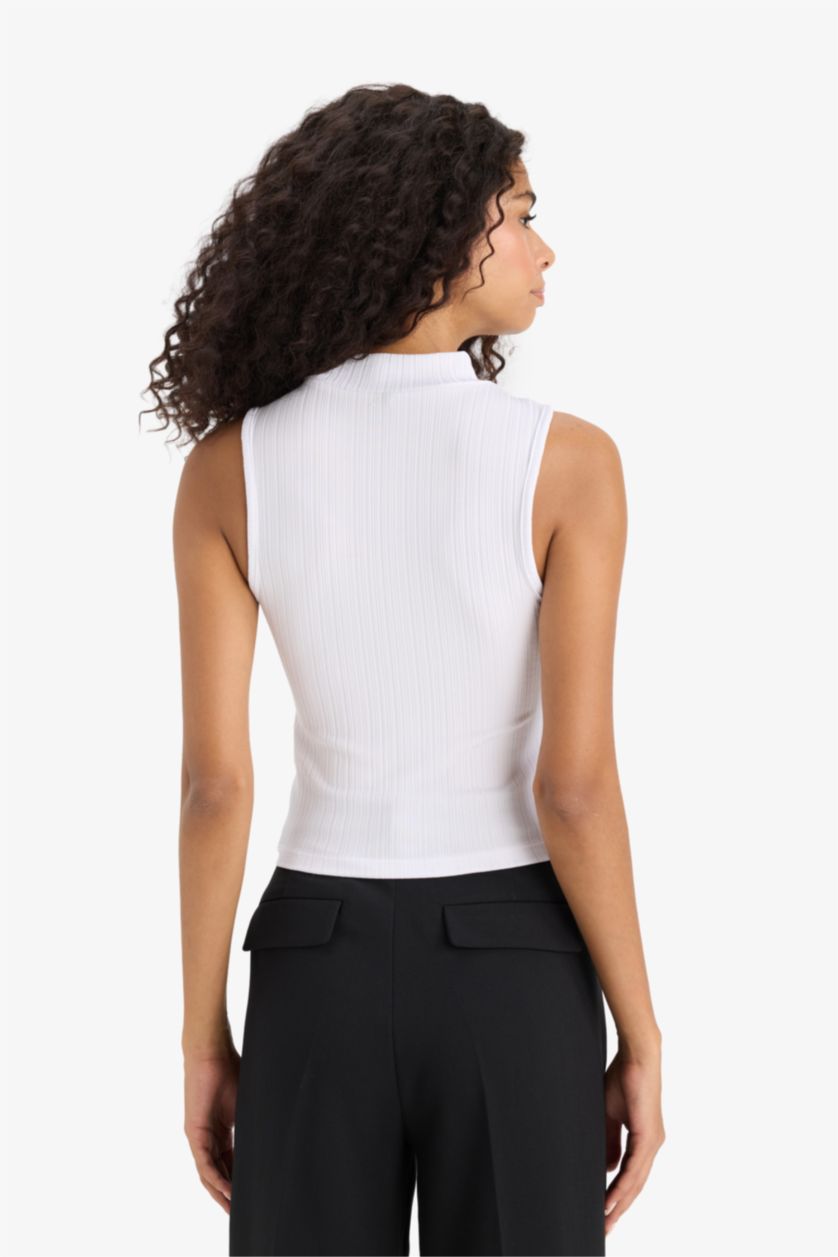 Kadın Beyaz Slim Fit Dar Kesim Yarım Balıkçı Yaka Fitilli Kaşkorse Beyaz Atlet