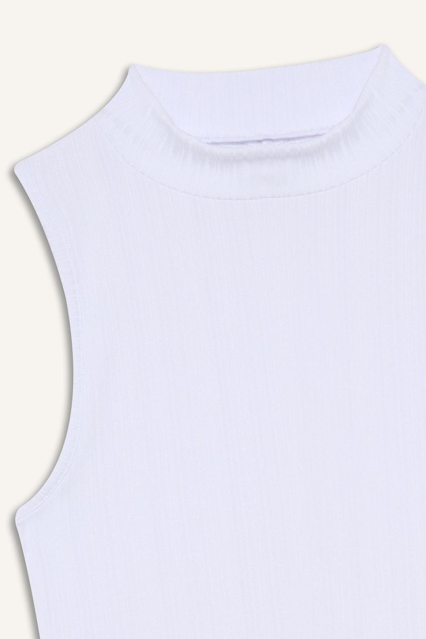 Kadın Beyaz Slim Fit Dar Kesim Yarım Balıkçı Yaka Fitilli Kaşkorse Beyaz Atlet