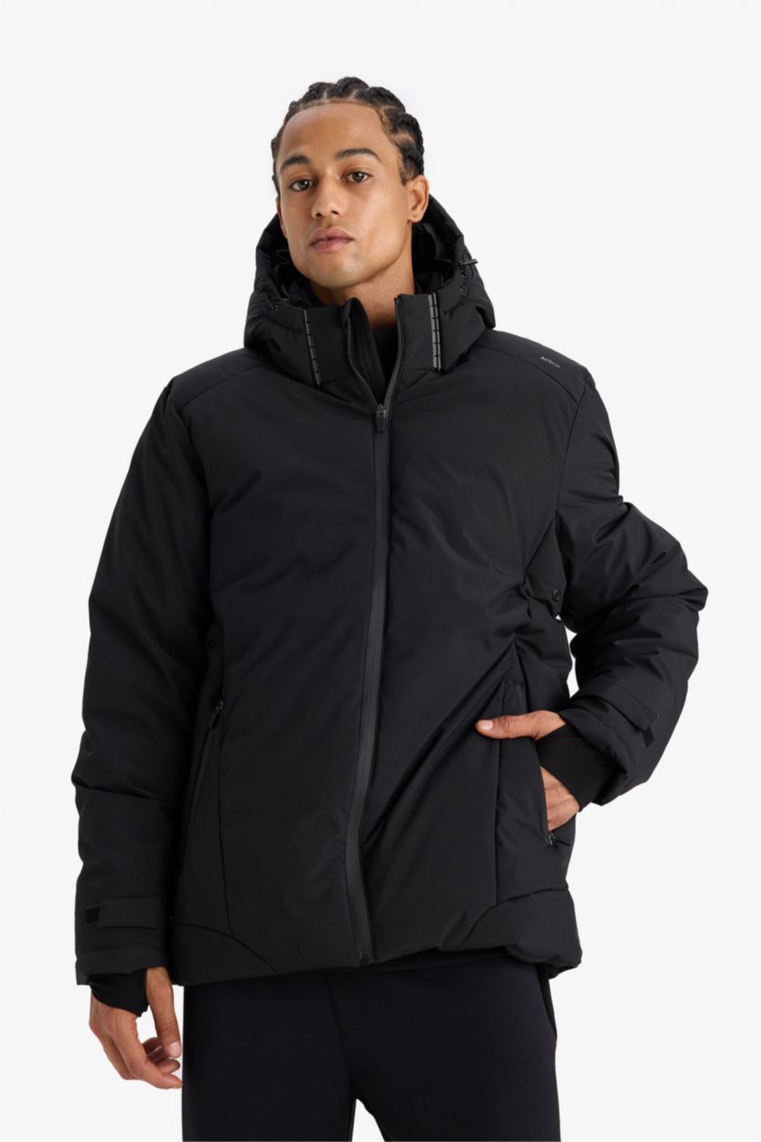MAN Black Water Repellent Zipper Puffer Jacket