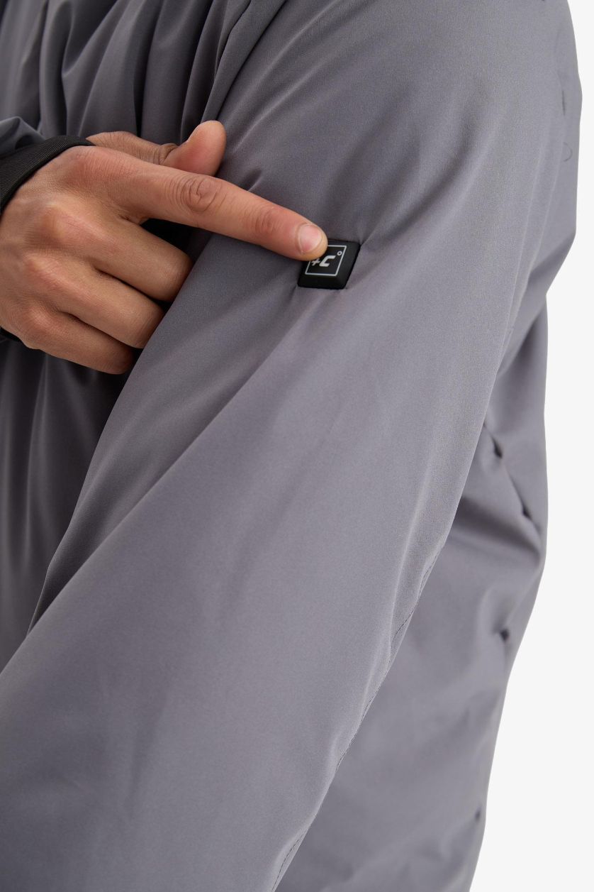 Erkek Gri Usb Isıtıcılı  Su İtici Rüzgar Geçirmez Kapüşonlu Fermuarlı Kışlık Kayak Montu