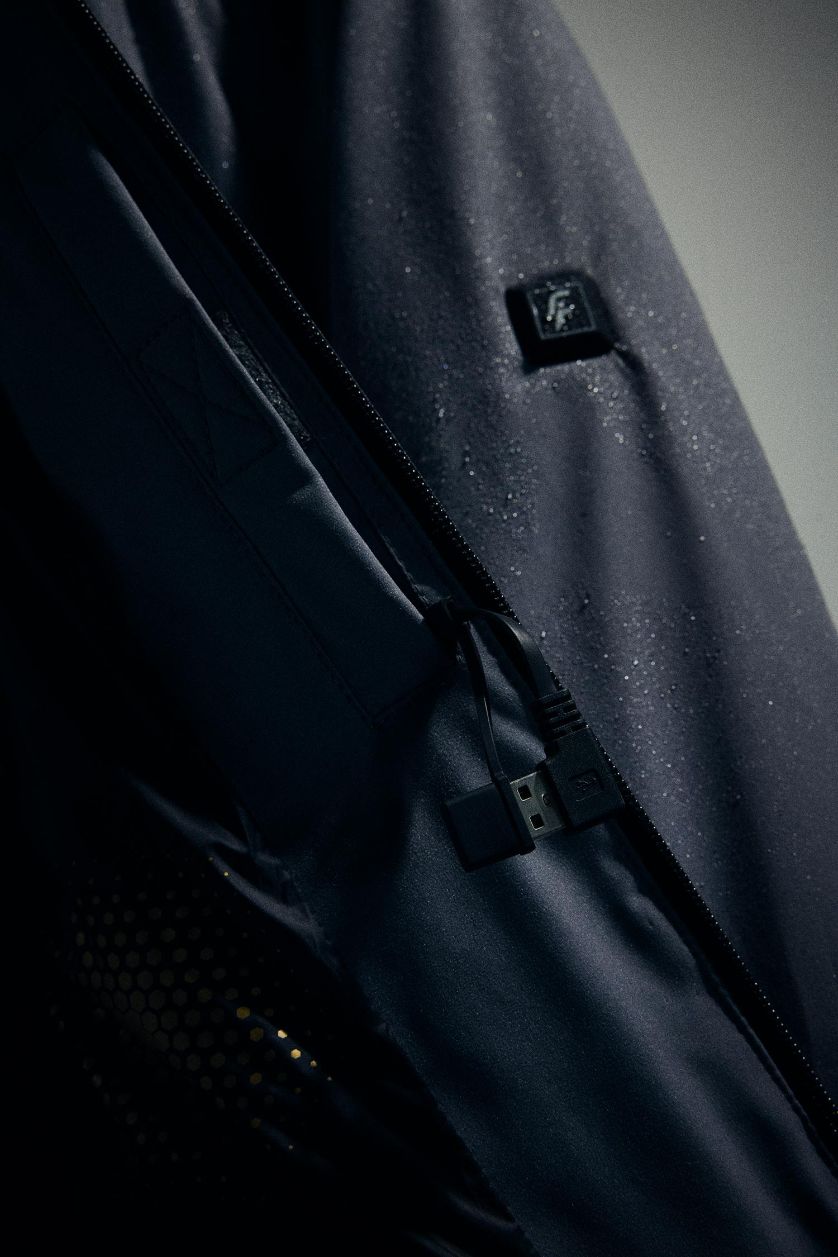 Erkek Gri Usb Isıtıcılı  Su İtici Rüzgar Geçirmez Kapüşonlu Fermuarlı Kışlık Kayak Montu