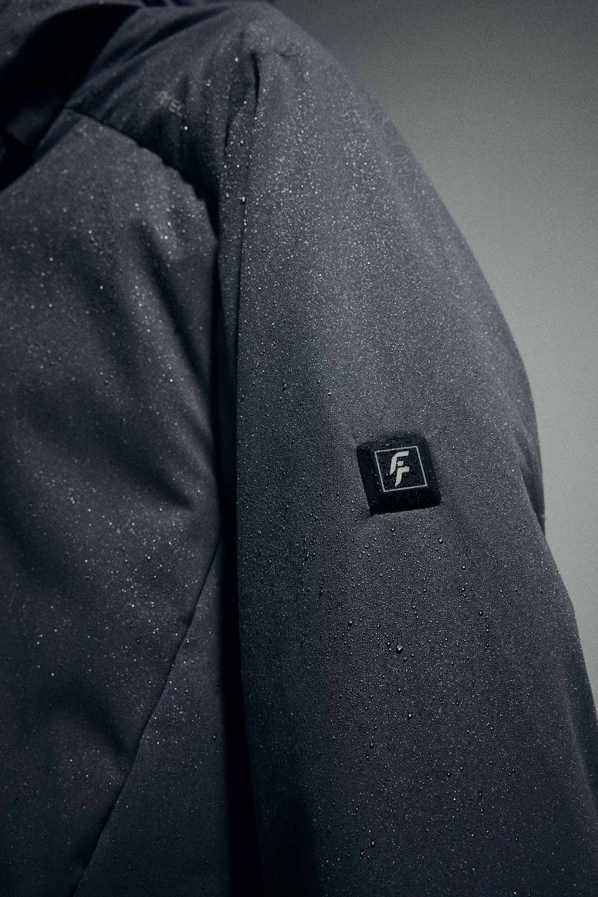 Erkek Gri Usb Isıtıcılı  Su İtici Rüzgar Geçirmez Kapüşonlu Fermuarlı Kışlık Kayak Montu