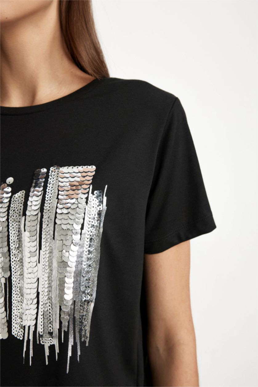 نساء أسود تيشيرت نص كم برقبة مستديرة وقصة عادية