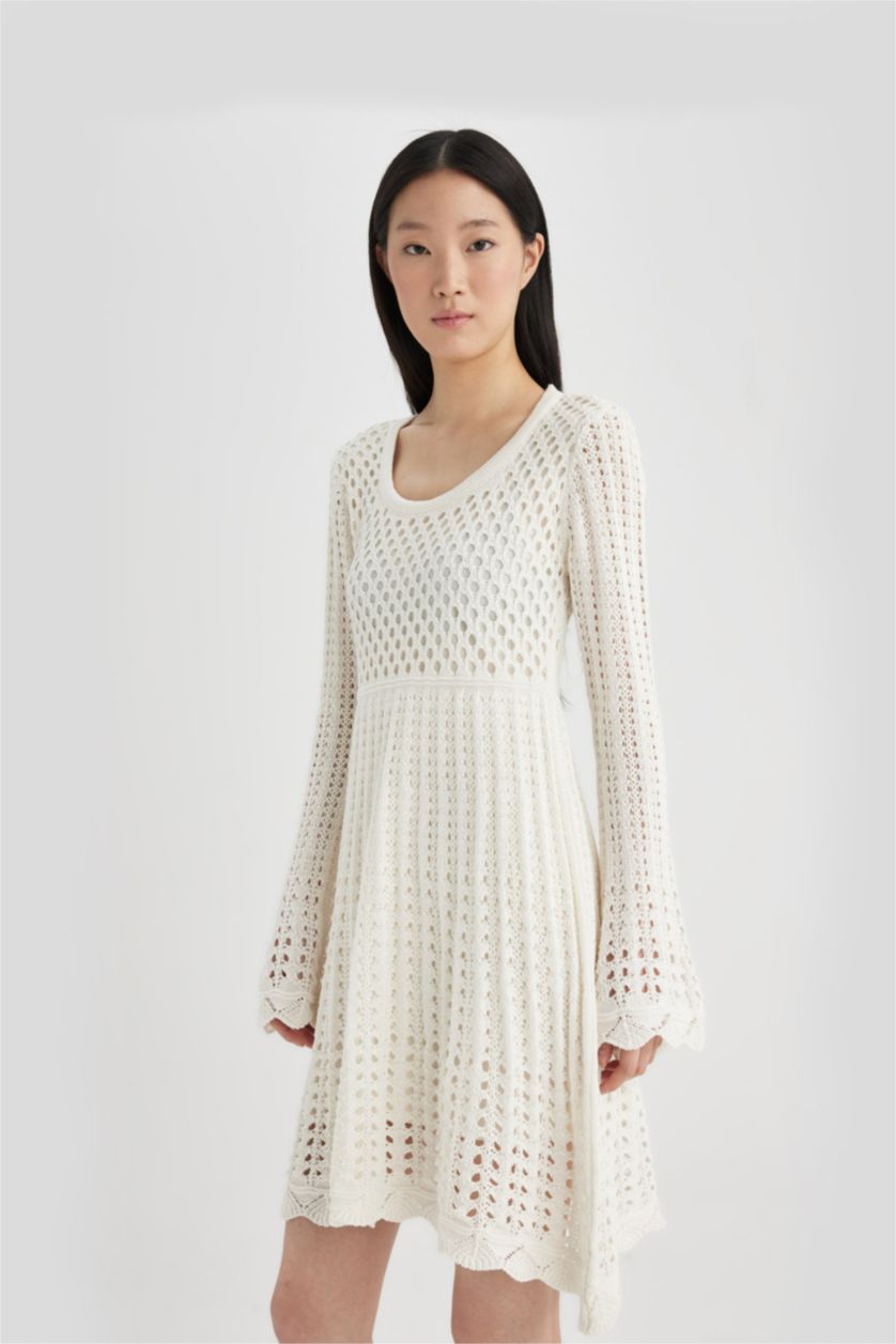 Kadın Ekru A Kesim U Yaka Örgü DesenliBasic Düz Kroşe Uzun Kollu Mini Triko Elbise