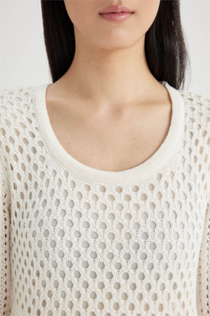 Kadın Ekru A Kesim U Yaka Örgü DesenliBasic Düz Kroşe Uzun Kollu Mini Triko Elbise