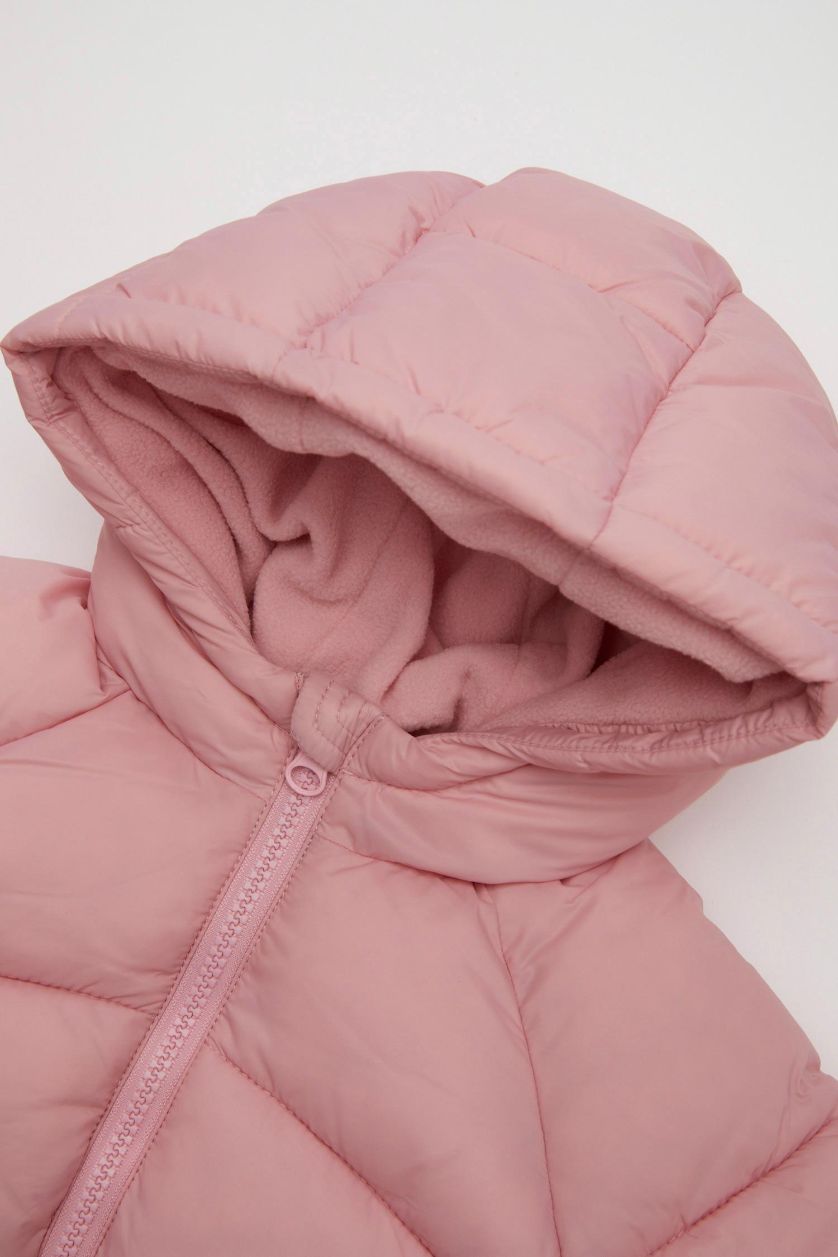 Kız Bebek Açık Pembe Su Geçirmez Çift Taraflı Polar Astarlı Cep İçi Polarlı Kapüşonlu Fermuarlı Şişme Mont Kız Bebek