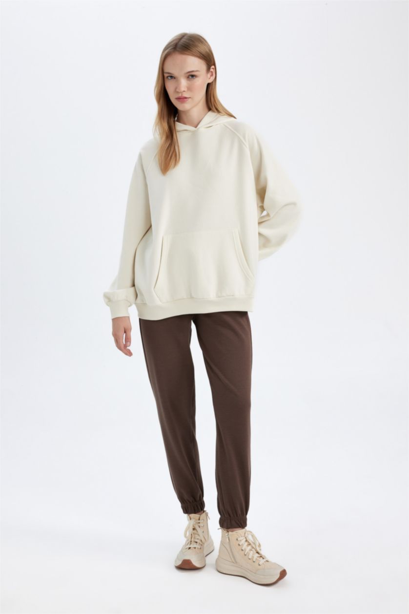 Kadın Ekru Oversıze Kapüşonlu Kanguru Cepli Kalın Basıc Sweatshirt