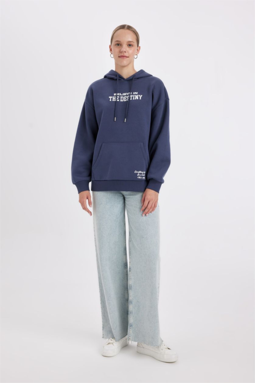 Kadın Açık Lacivert Oversize Geniş Kalıp Kapüşonlu Cepli Sırt Baskılı Kalın Sweatshirt