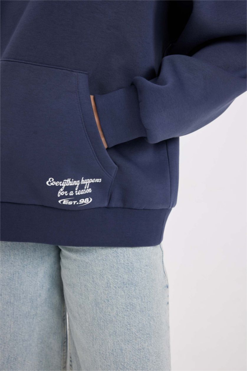 Kadın Açık Lacivert Oversize Geniş Kalıp Kapüşonlu Cepli Sırt Baskılı Kalın Sweatshirt