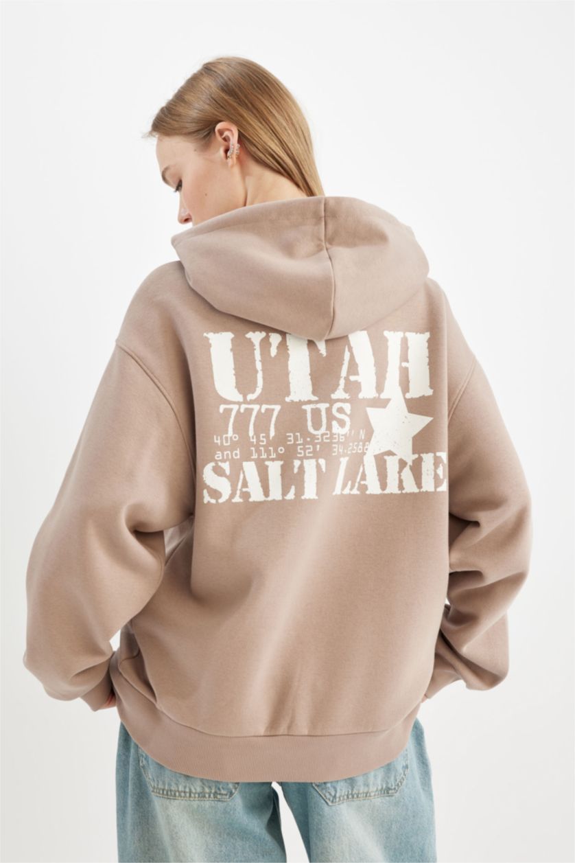 Kadın Taş Oversize Geniş Kalıp Kapüşonlu Sırt Baskılı Kalın Sweatshirt