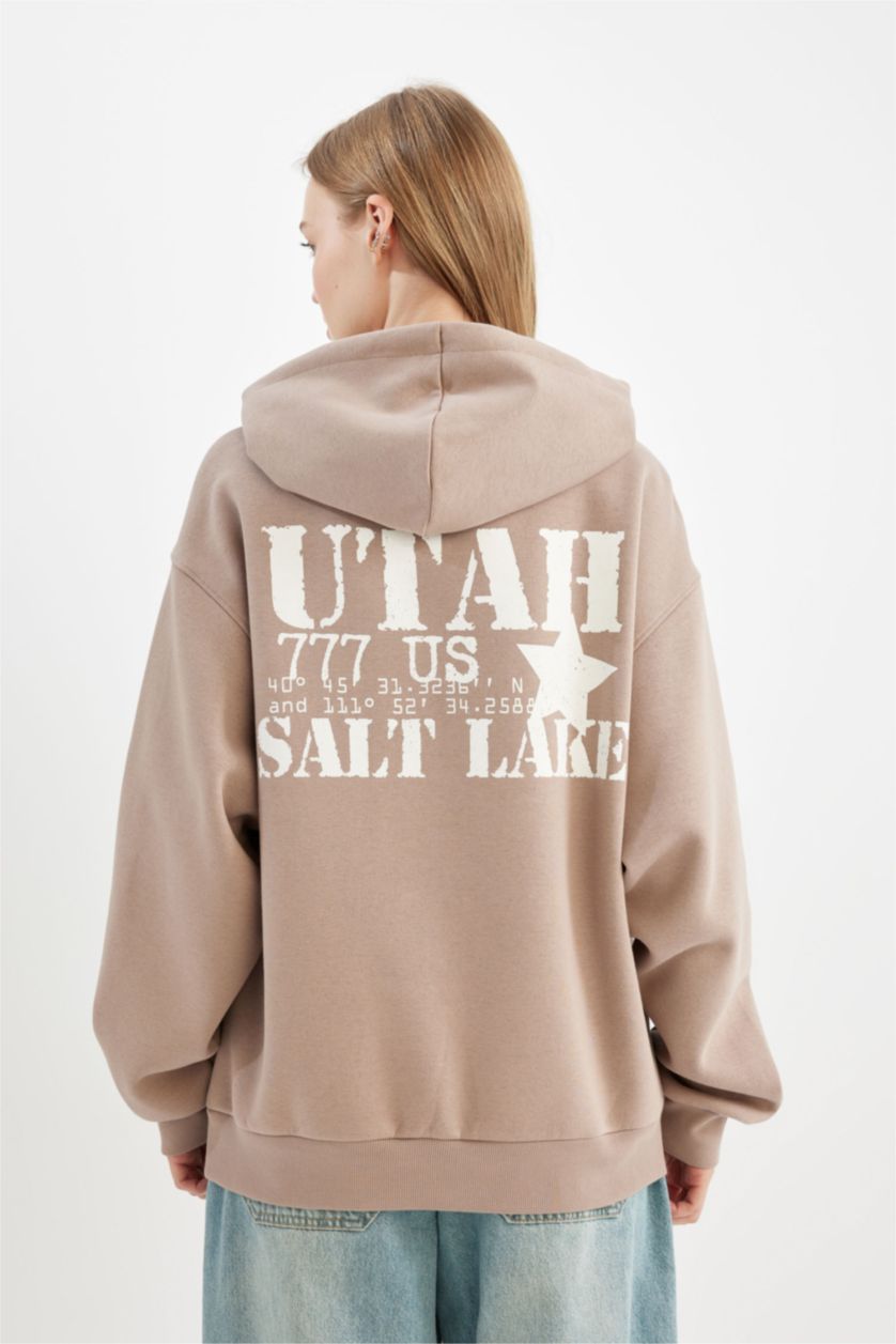 Kadın Taş Oversize Geniş Kalıp Kapüşonlu Sırt Baskılı Kalın Sweatshirt