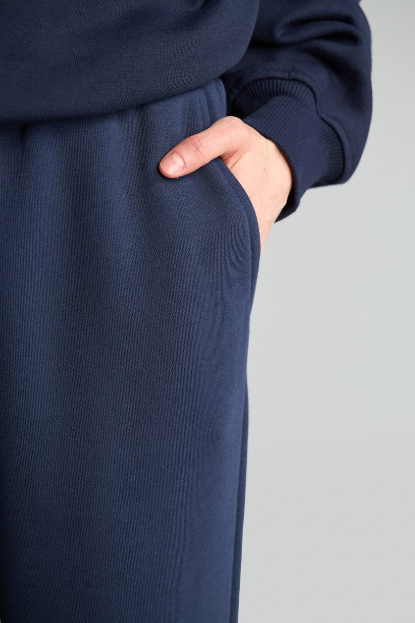 نساء كحلي Straight Fit Thick Sweatshirt Fabric Trousers