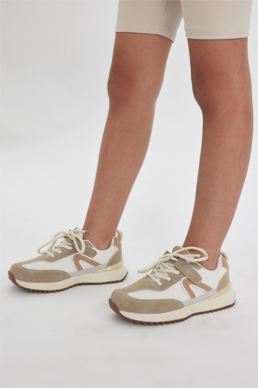 GIRLS & TEENS Beige Girl High Sole Faux Leather Sneakers