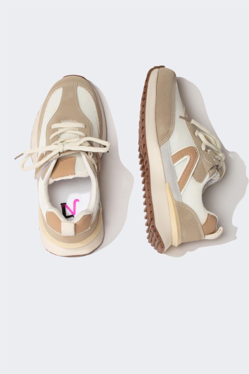 GIRLS & TEENS Beige Girl High Sole Faux Leather Sneakers