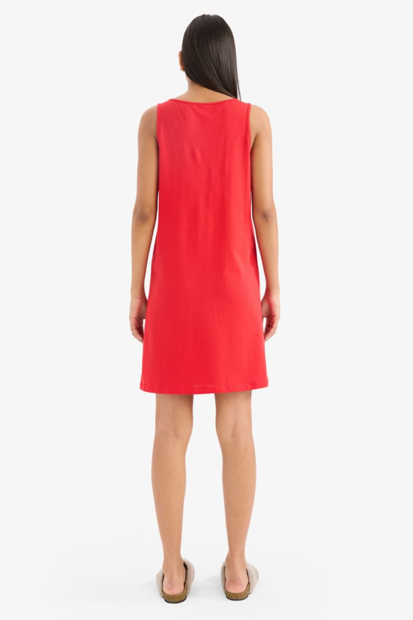 Woman Red Fall in Love Printed Round Neck Sleeveless Nightgown