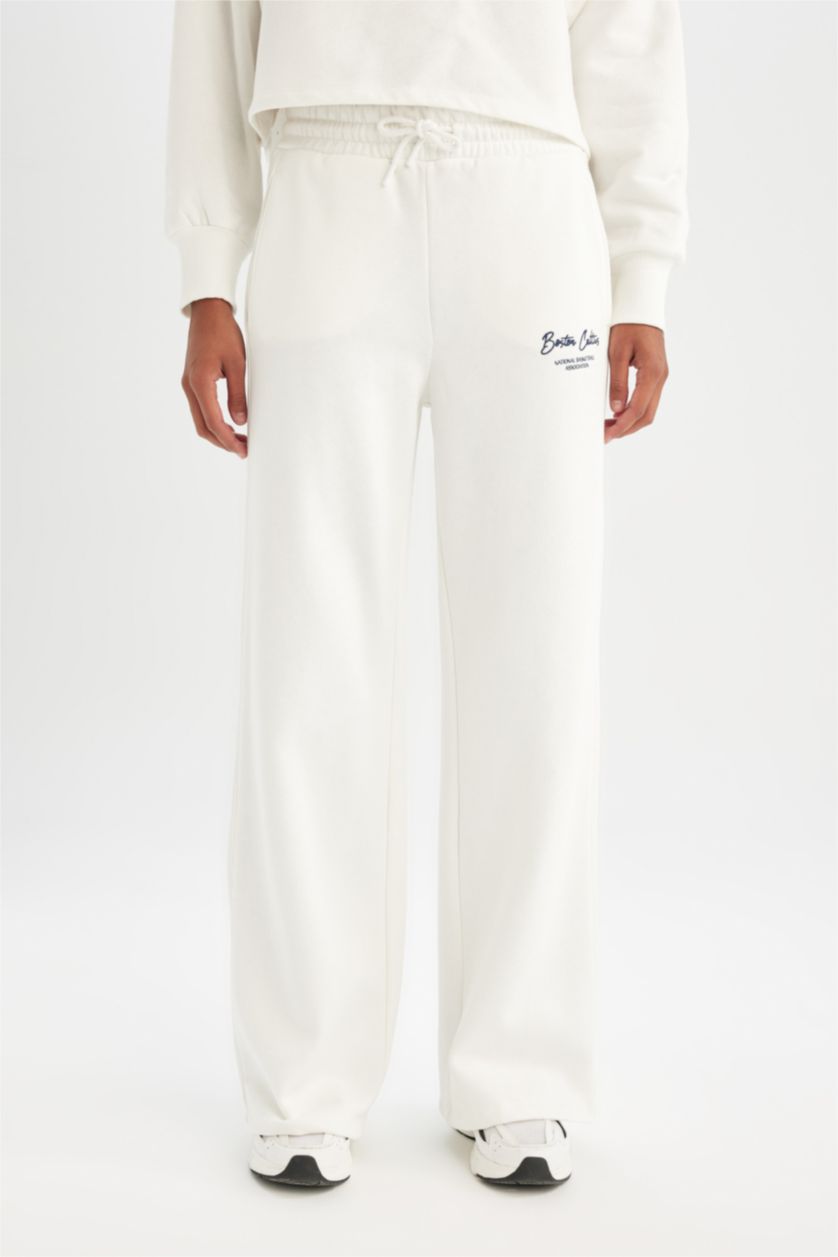 Kadın Ekru DeFactoFit Wide Leg Geniş Paça Eşofman Altı NBA Boston Celtics Cepli Standart Boy