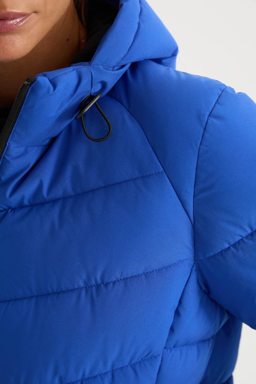 نساء أزرق فاقع قمصلة نفخ قصة عادية بغطاء للرأس طارد للماء