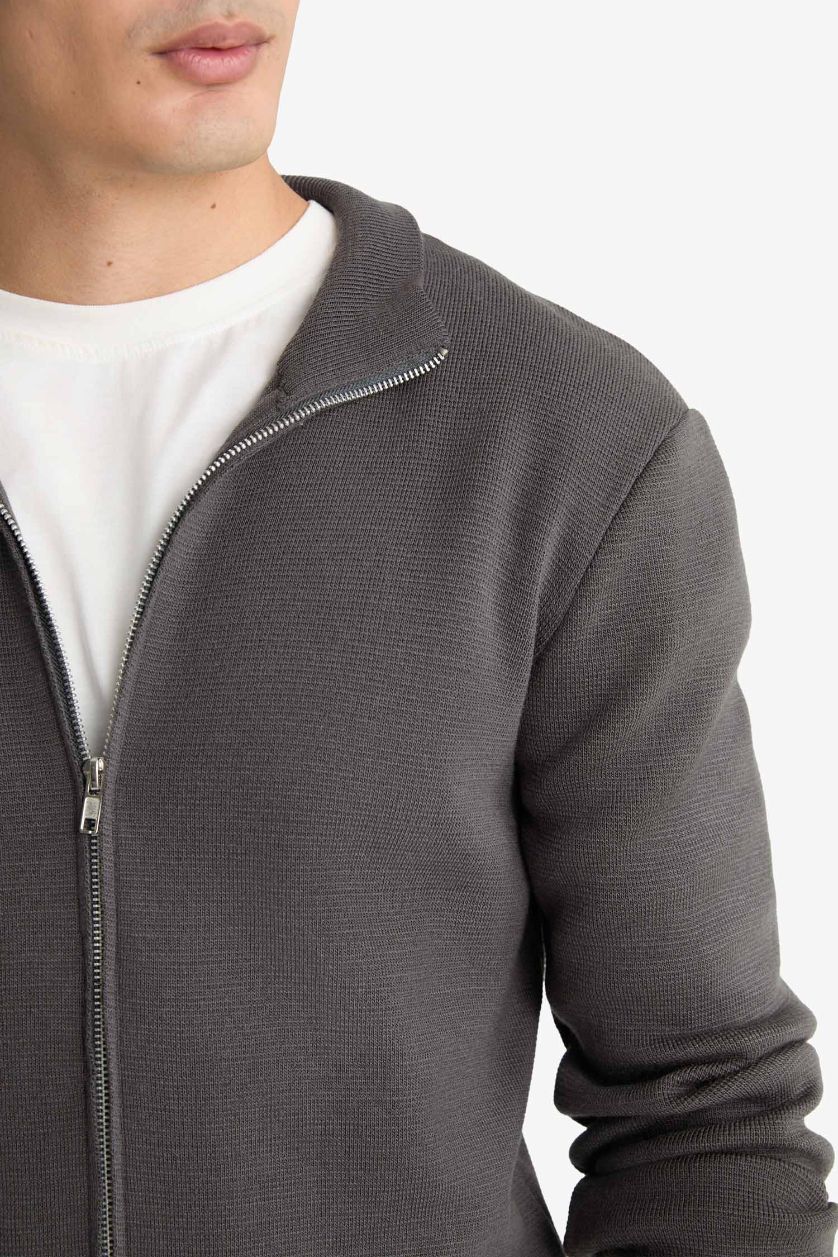 Erkek Koyu Gri Standart Fit Dik Yaka Fermuarlı Triko Hırka