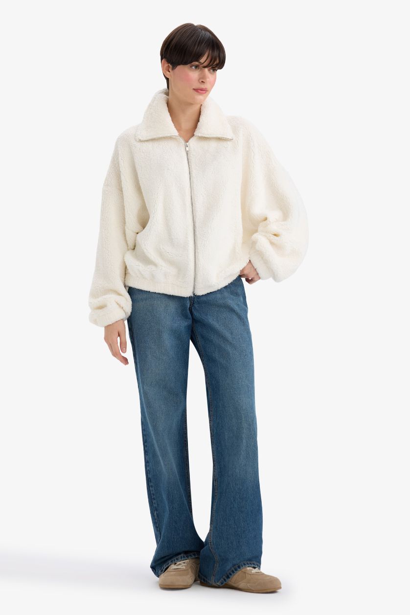 Woman Ecru Oversize Fit Polo Collar Cardigan