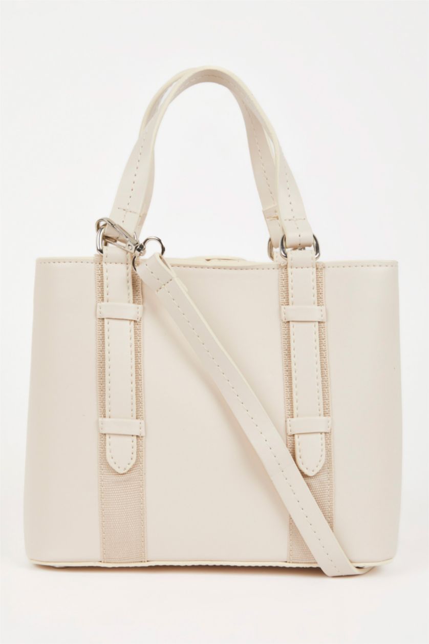 Kadın Bej Kadın Toka Detaylı Suni Deri Omuz Çantası