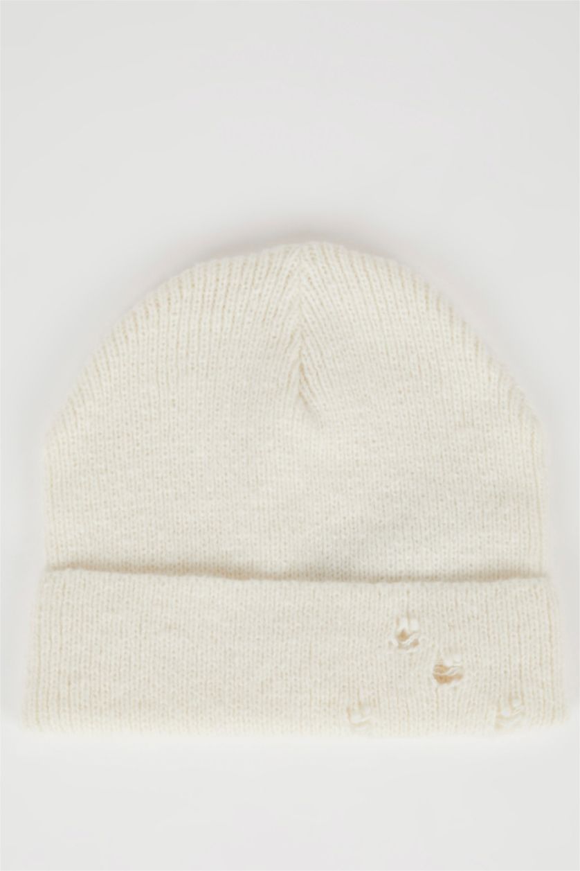 Kadın Beyaz Kadın Örgü Bere