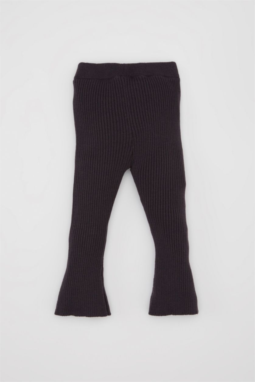 طفلة صغيرة أنثرا ليجنج بناتي قصة عادية