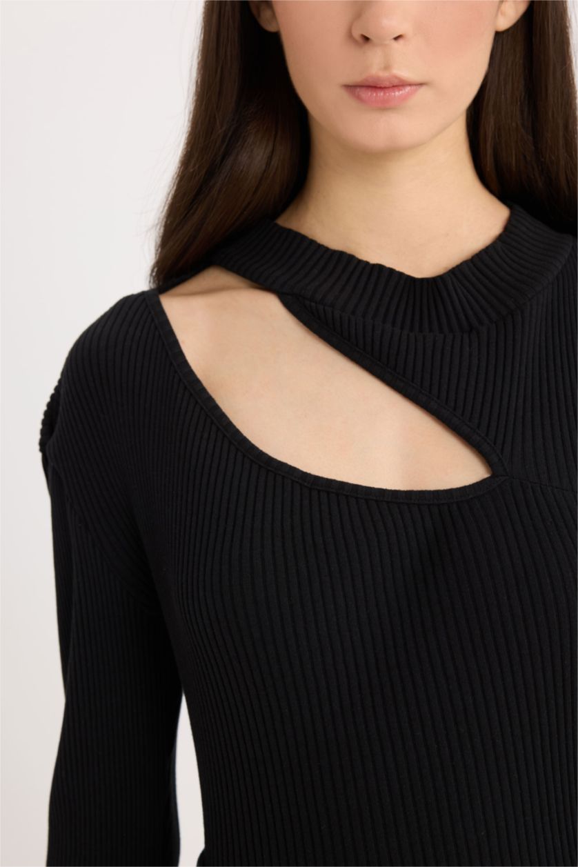 Kadın Siyah Slim Fit Dar Kesim Yarım Balıkçı Yaka Basic Düz Fitilli Kaşkorse Uzun Kollu Tişört	