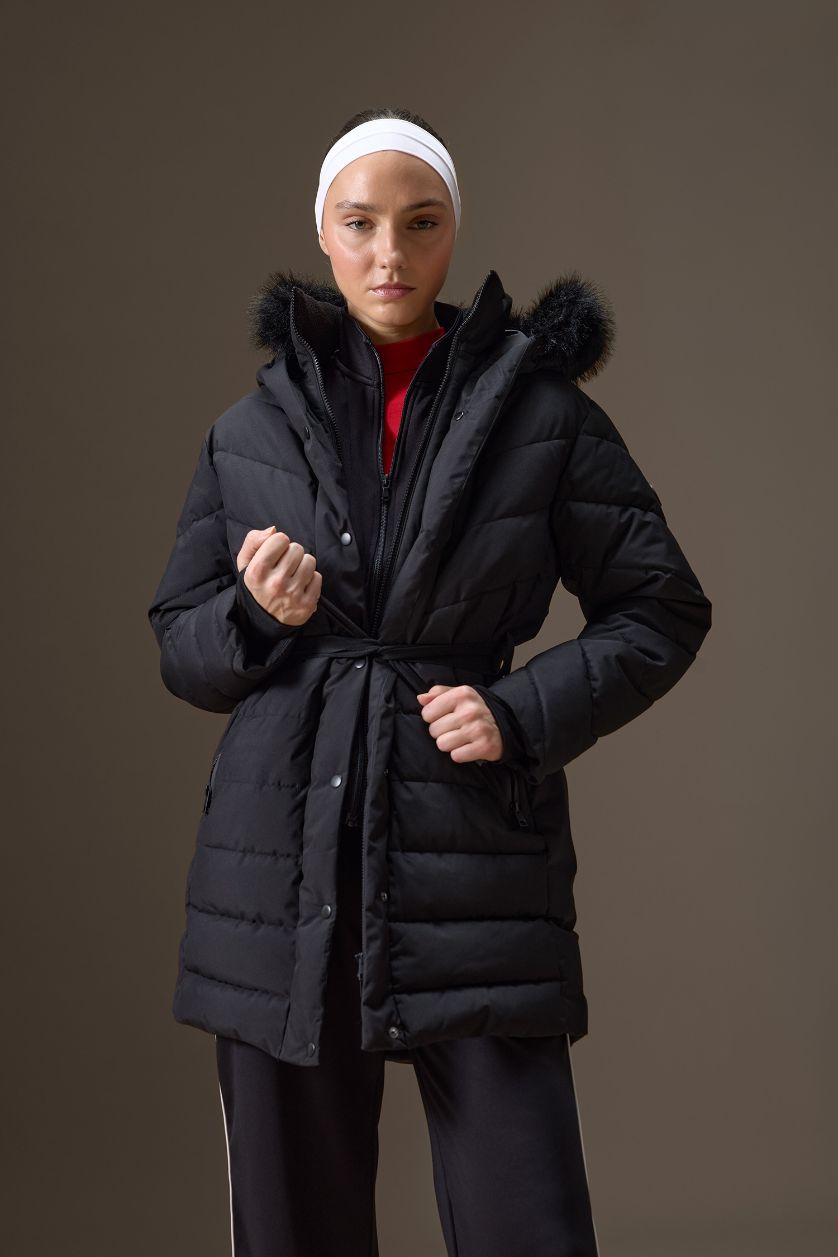 Kadın Siyah Su İtici Regular Fit Kapüşonlu Parka Mont