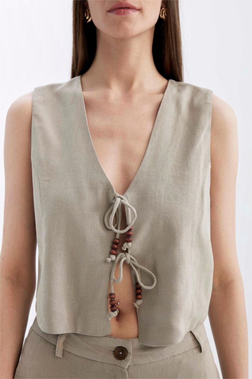 Kadın Açık Kahve Fitted V Yaka Keten Karışımlı Önden Bağlamalı Yelek