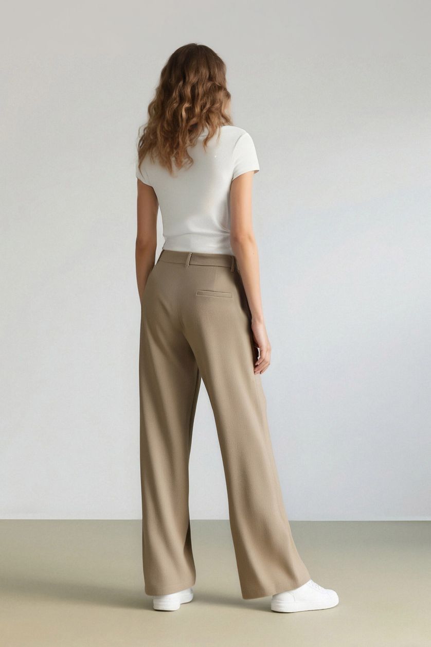 Kadın Açık Kahve Straight Fit Cepli Yüksek Bel Geniş Paça Uzun Boy Keten Karışımlı Kumaş Pantolon