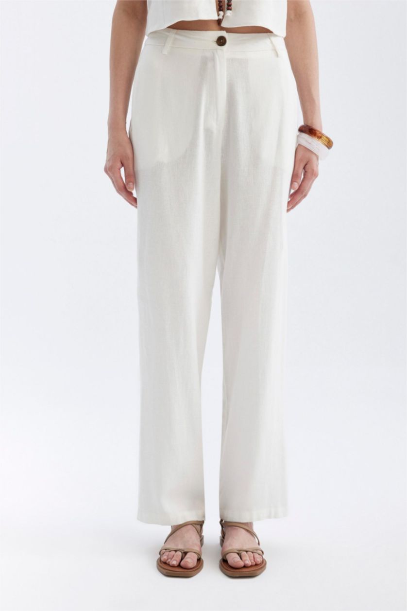 Woman White Straight Fit High Waist Wide Leg Linen Blend Trousers
