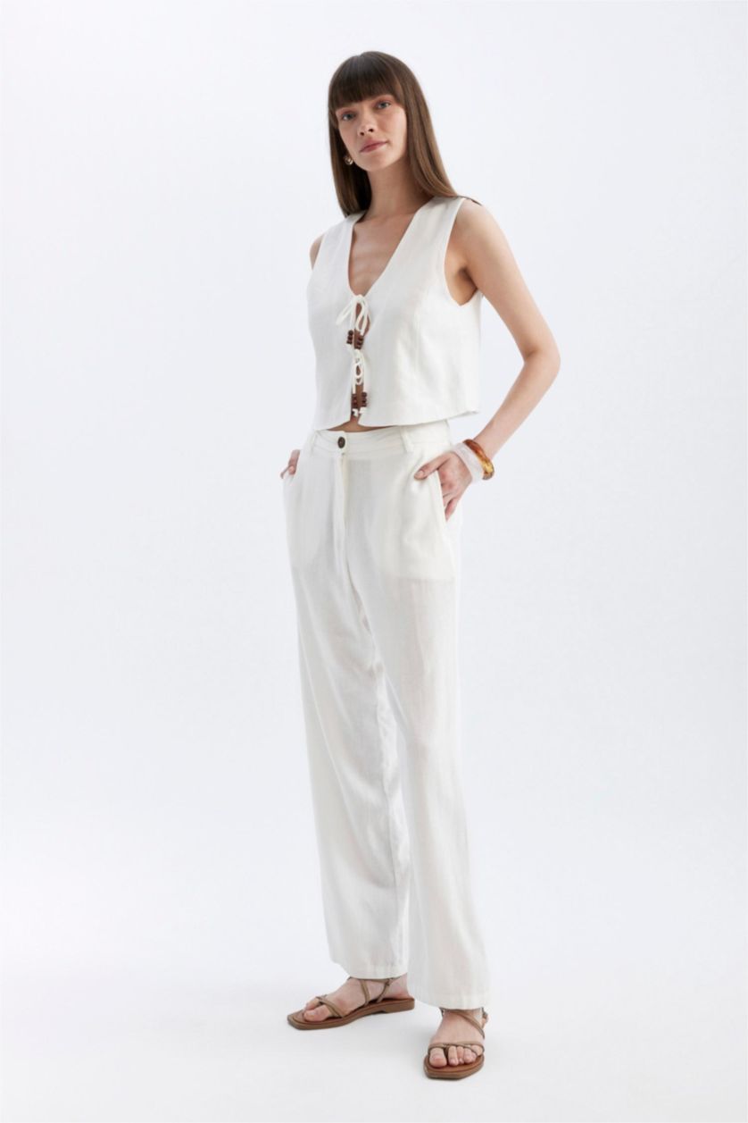 Woman White Straight Fit High Waist Wide Leg Linen Blend Trousers