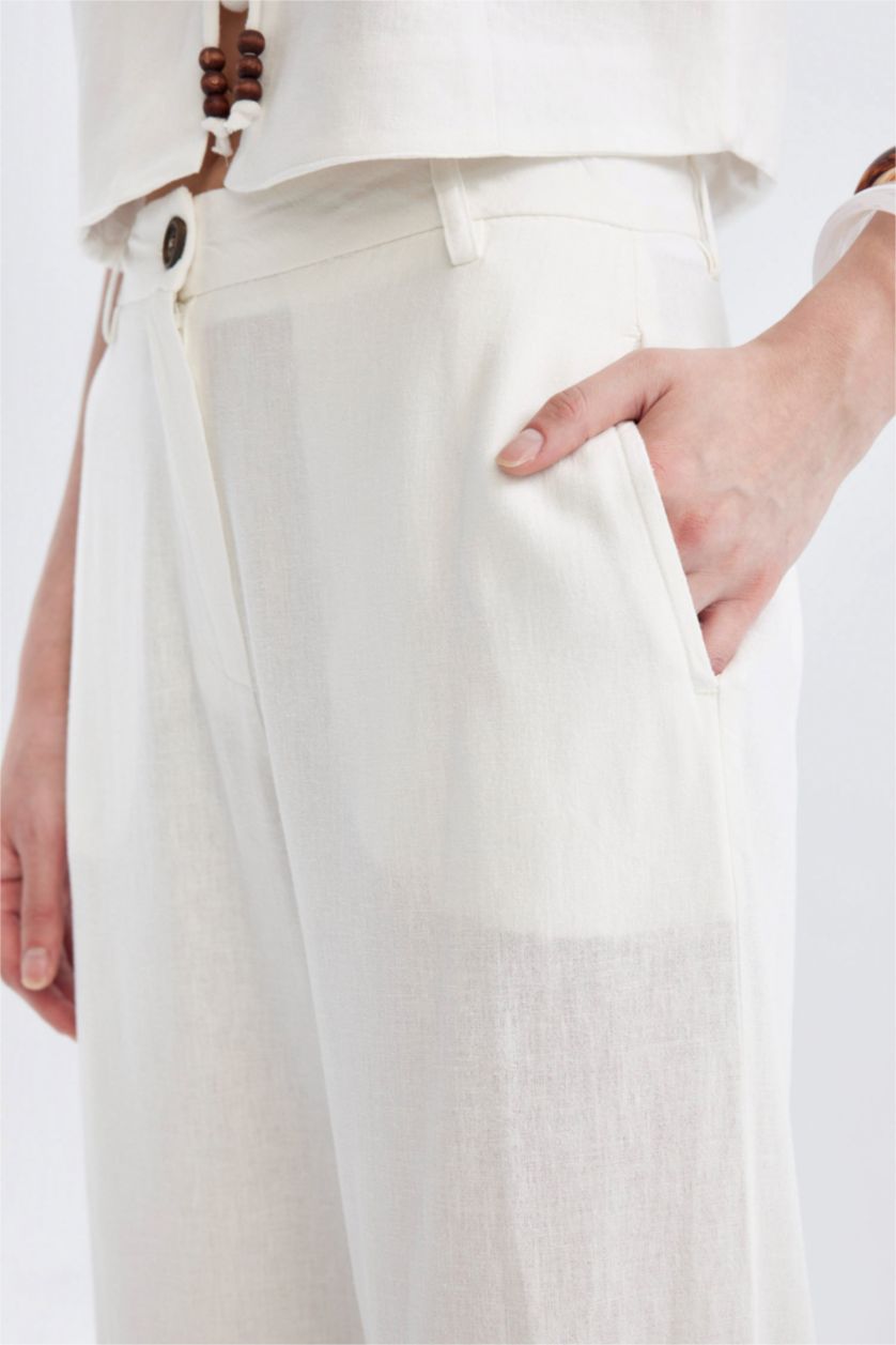 Woman White Straight Fit High Waist Wide Leg Linen Blend Trousers