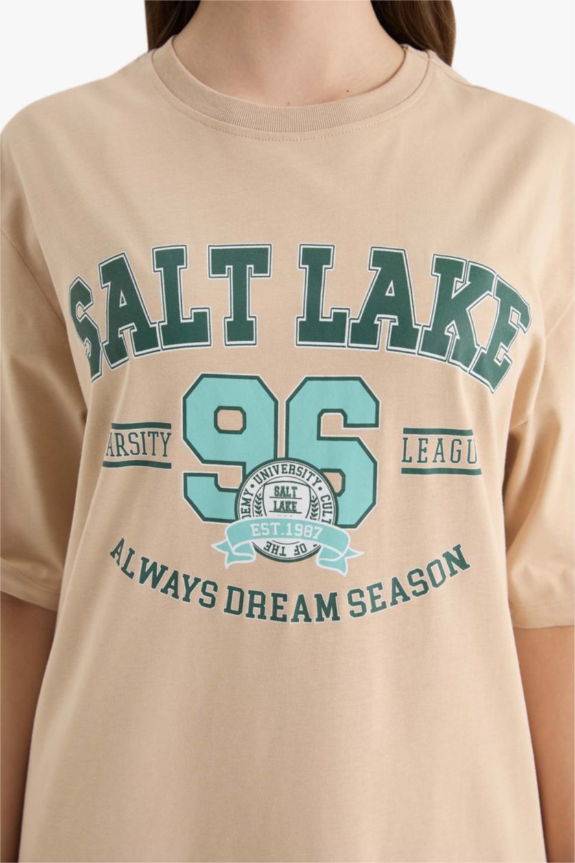 Kadın Bej Bisiklet Yaka Baskılı Penye Kısa Kollu Midi Elbise