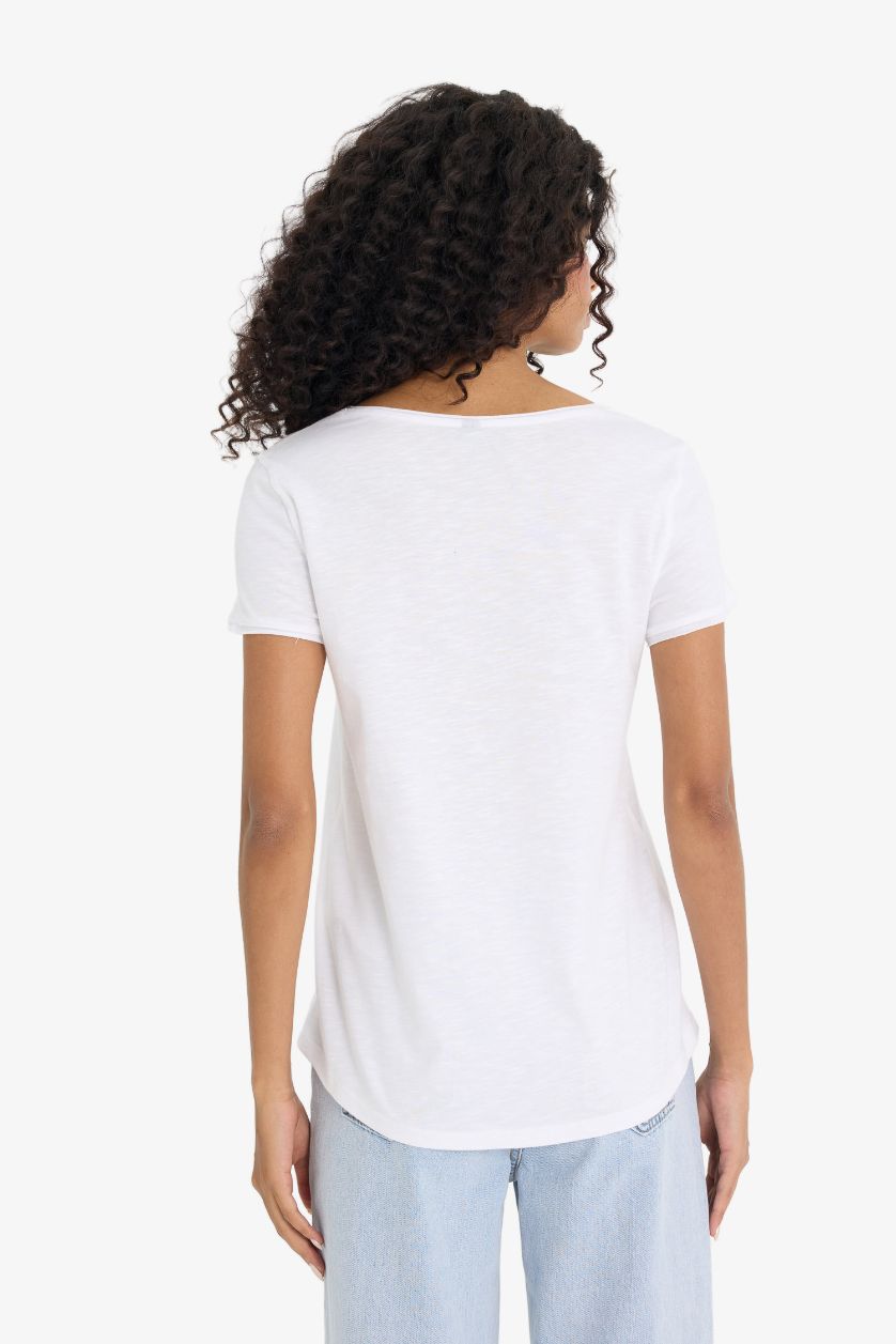 نساء أبيض Regular Fit V Neck Short Sleeve T-Shirt