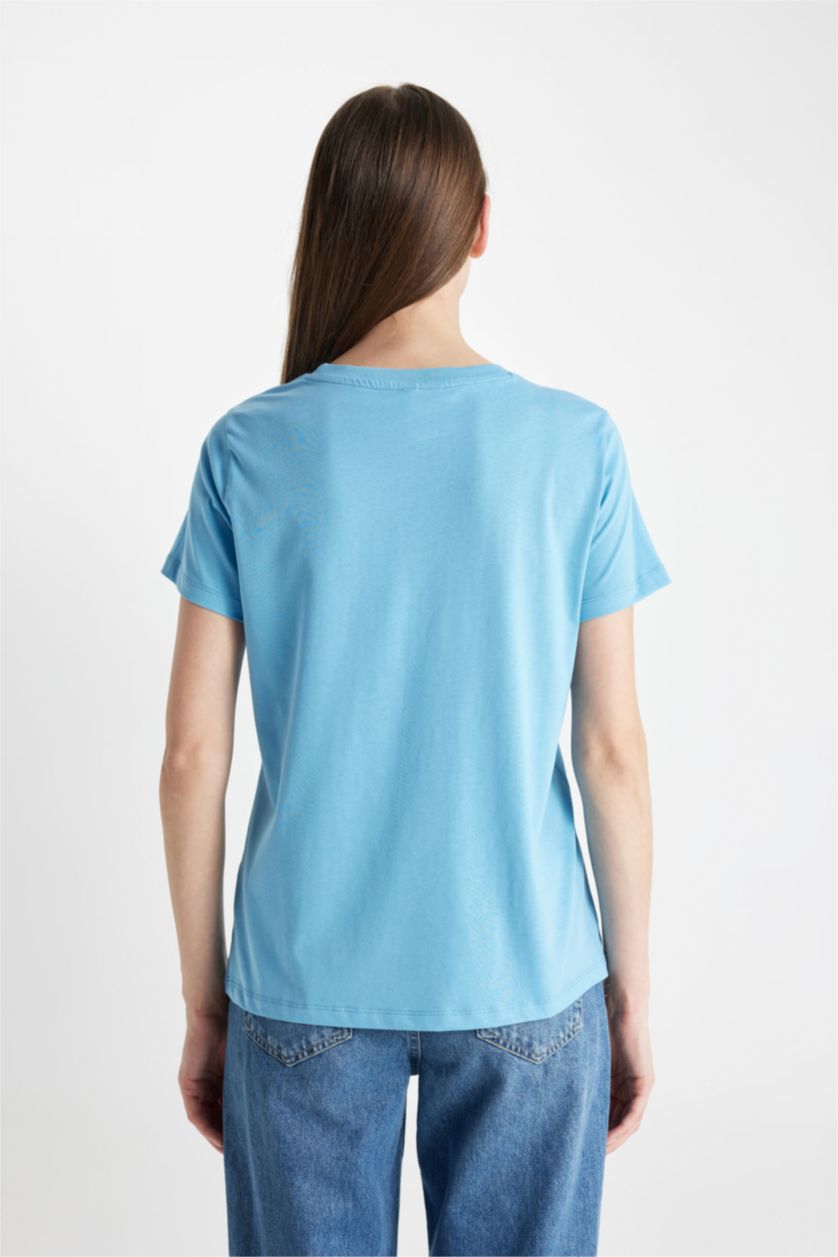 نساء أزرق تيشيرت نص كم بطبعة شعار قصة عادية برقبة مستديرة