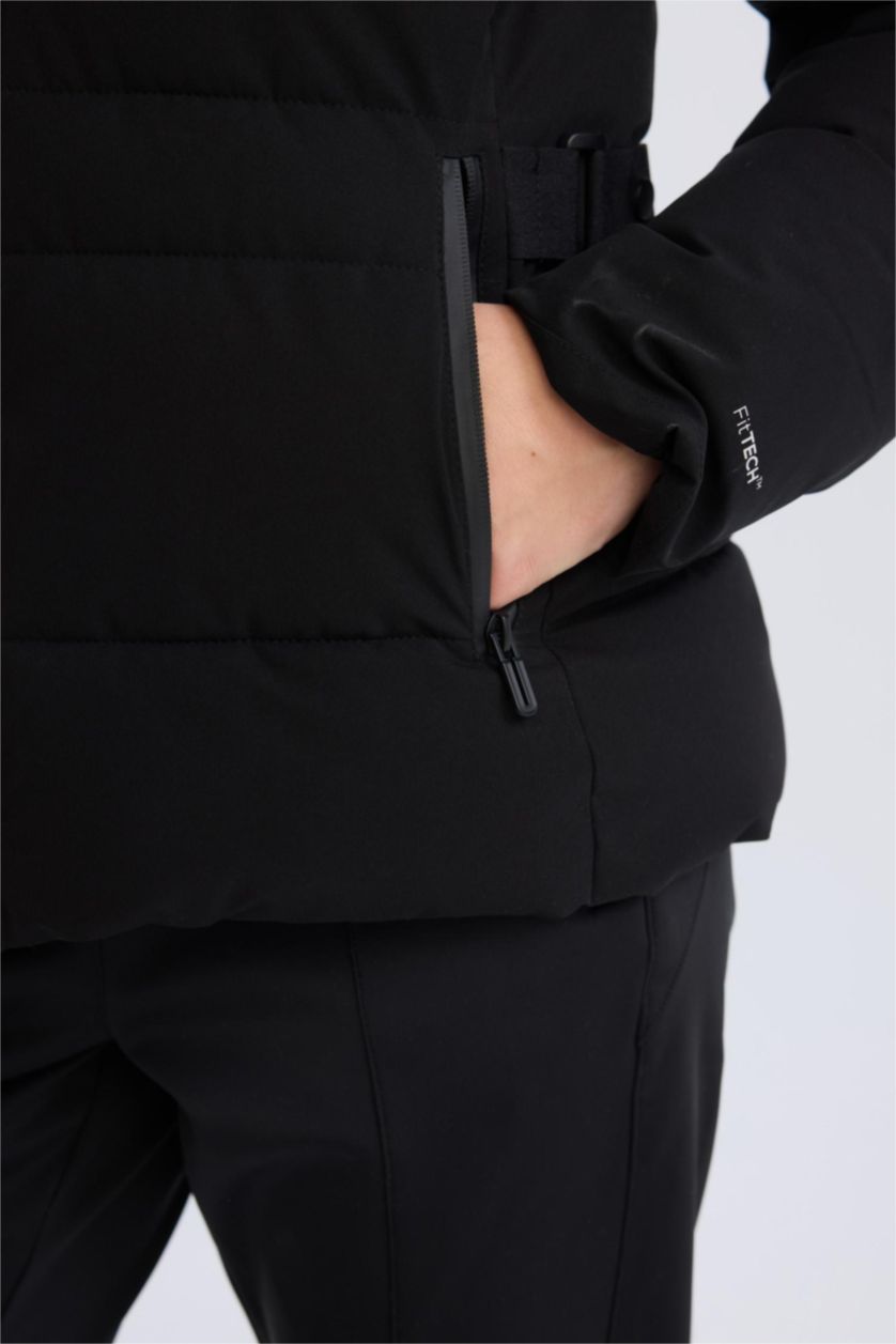 نساء أسود جاكيت تزلج  قصة عادية بغطاء للرأس ضد الماء من DeFactoFit