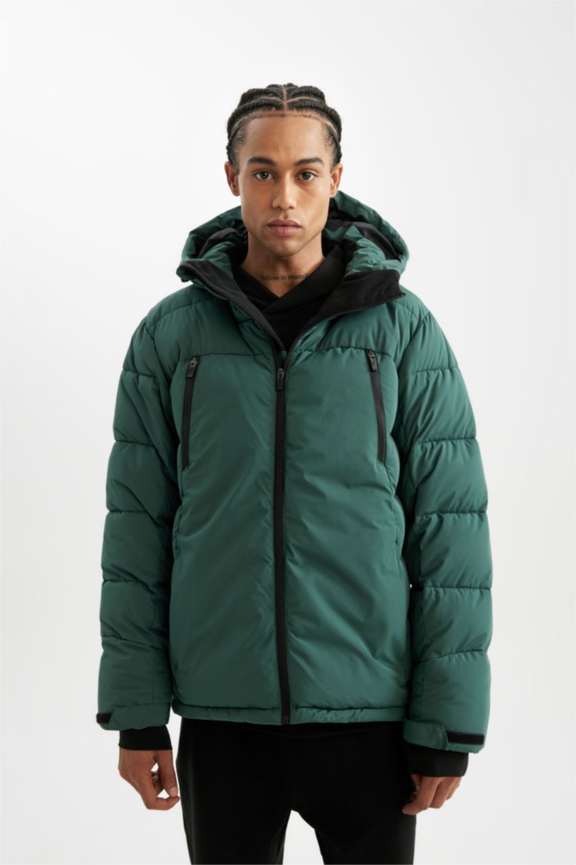 Erkek Yeşil Kapüşonlu Mont Su Geçirmez Rüzgar Geçirmez Fermuarlı Cepli