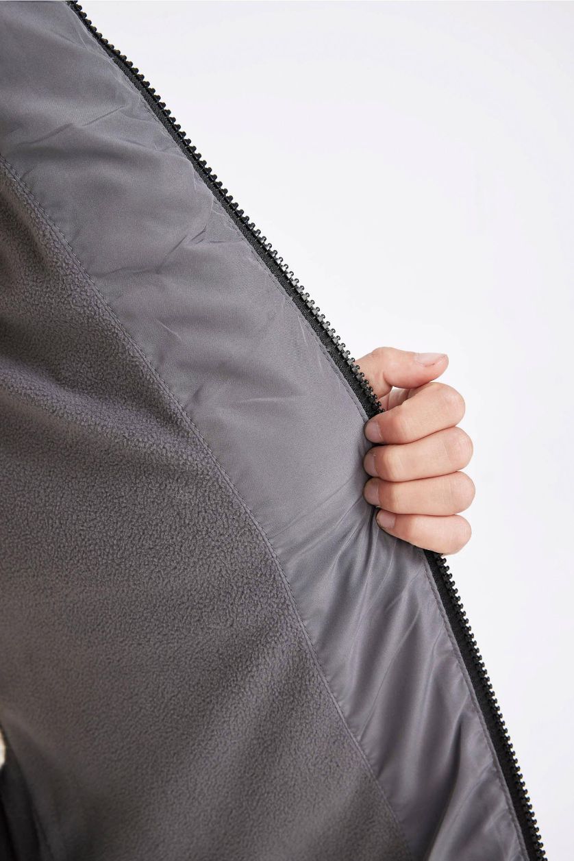 Erkek Çocuk - Genç Erkek Açık Antrasit Su Geçirmez Kapüşonlu Fermuarlı Cepli Polar Astarlı Parka Erkek Çocuk