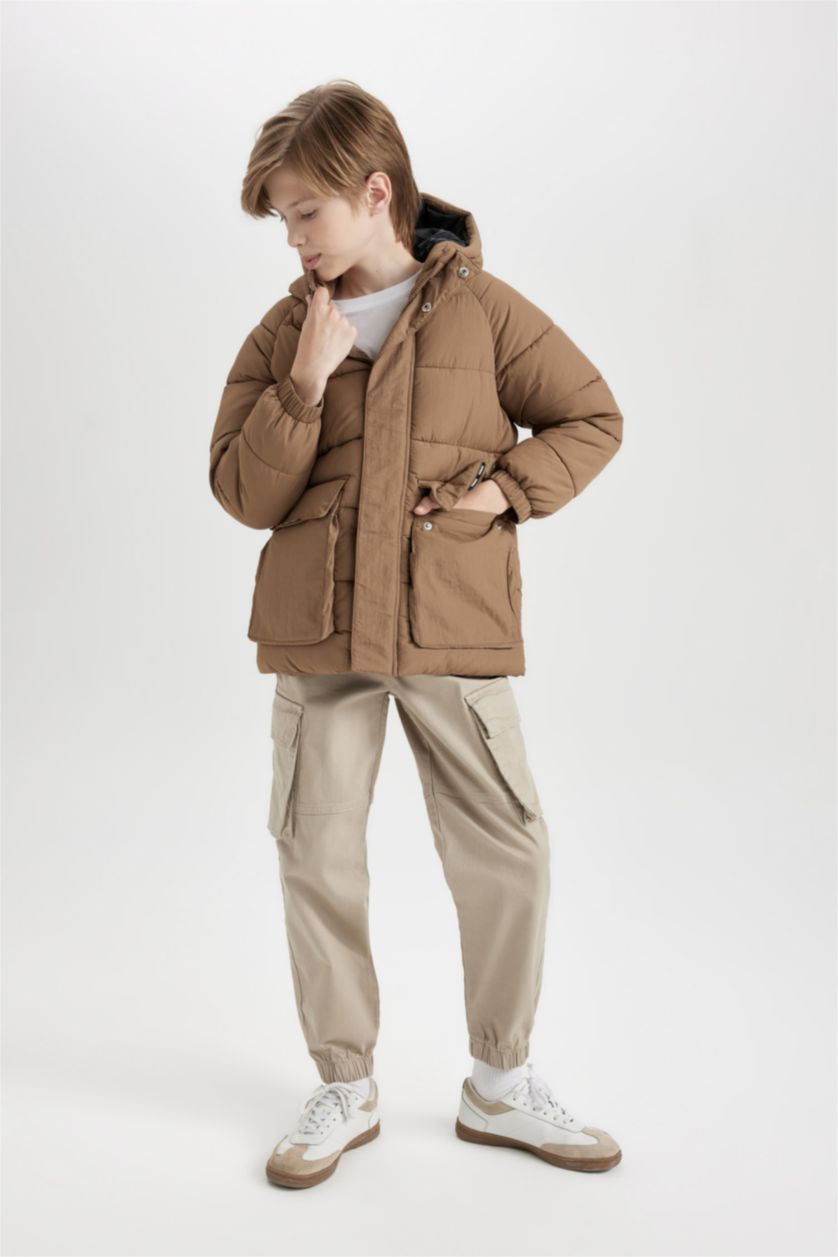 Erkek Çocuk - Genç Erkek Bej Erkek Çocuk Su Geçirmez Kapüşonlu Fermuarlı Çıtçıtlı Cepli Şişme Mont